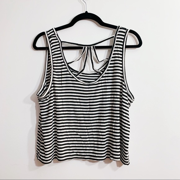 LUQ Tops - LUQ Black White Striped Ribbed Tank Top Twist Back Detail Sleeveless Casual L